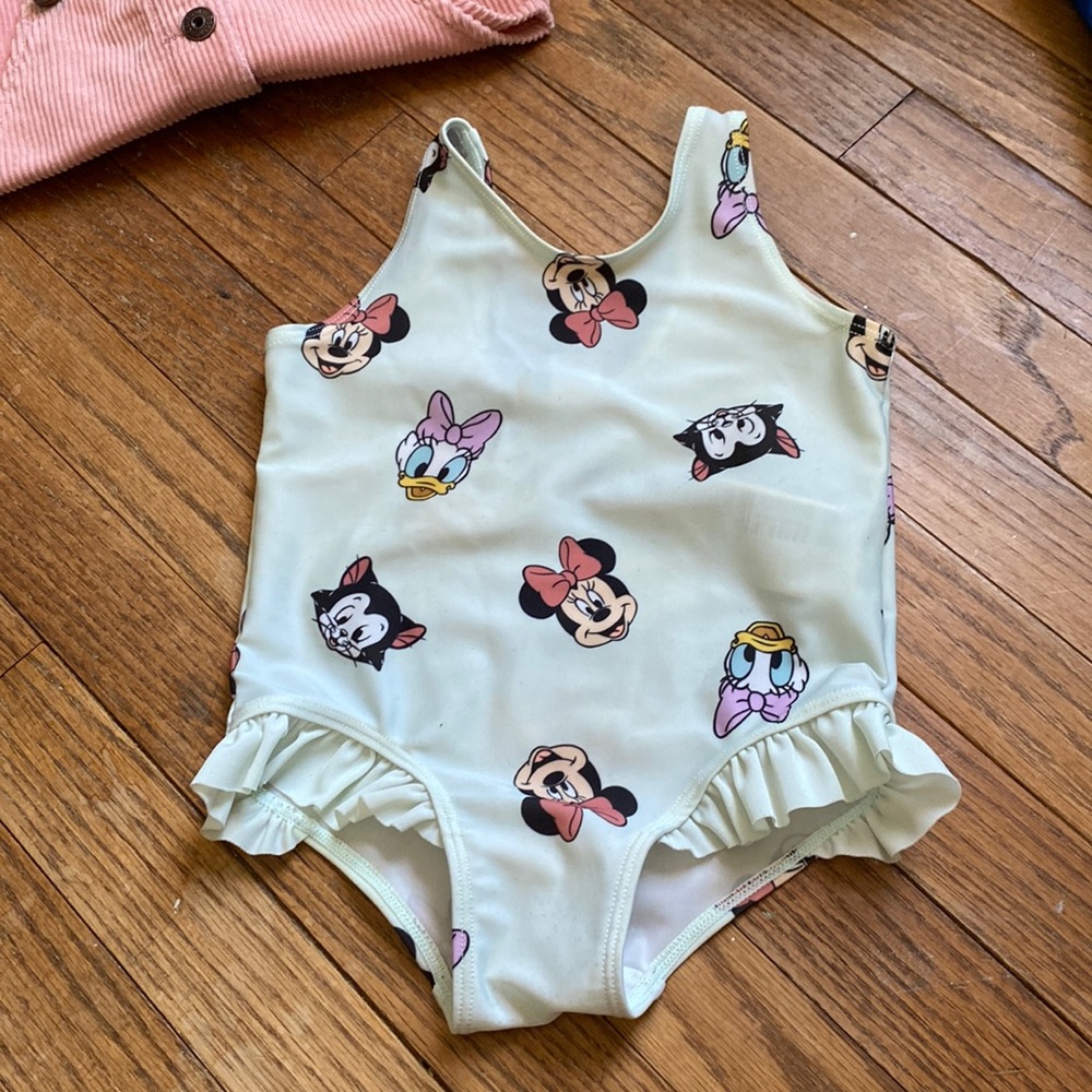 H&M x Disney swim